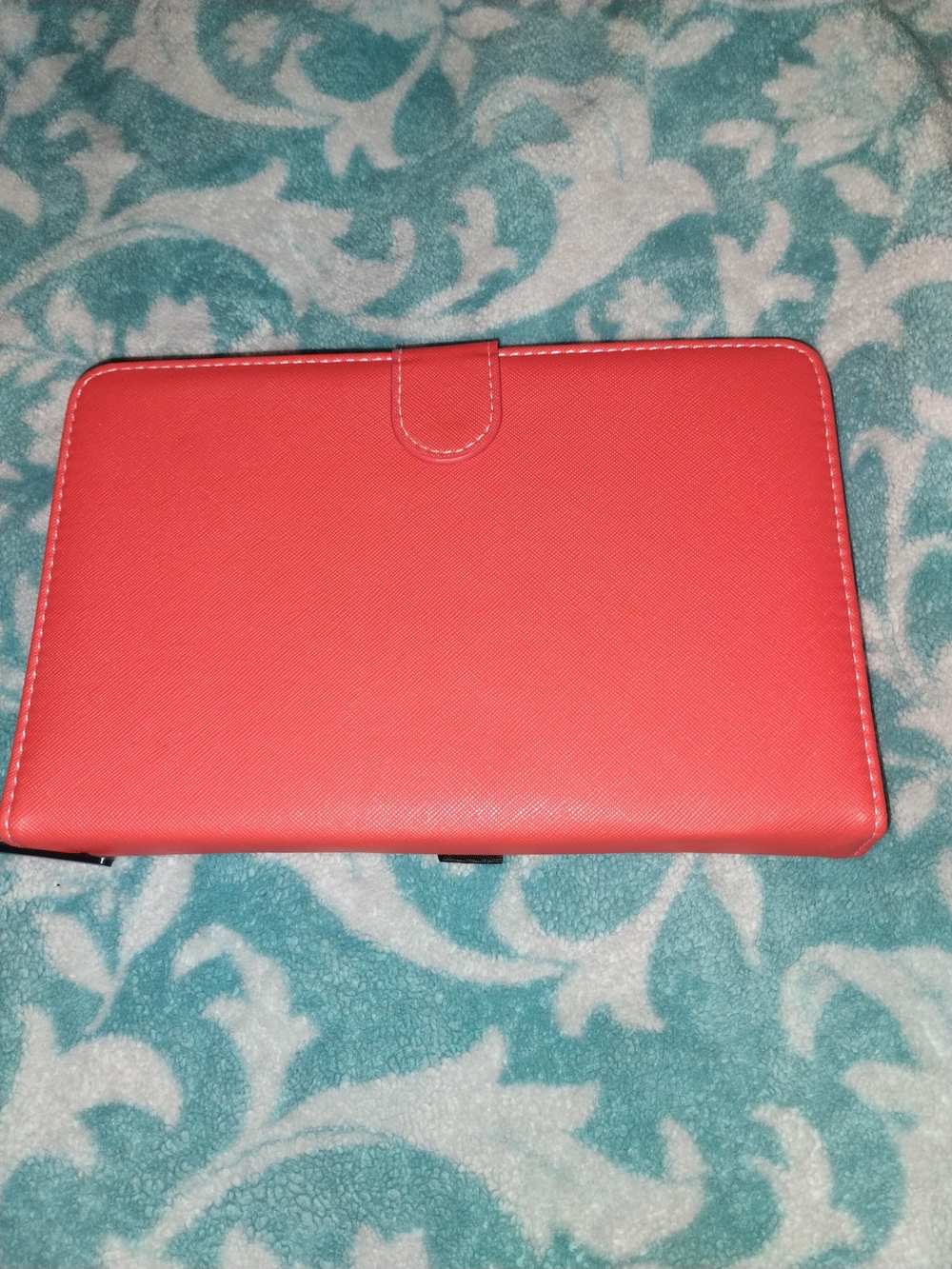 Portable Keyboard With Case - Picture 4 of 6